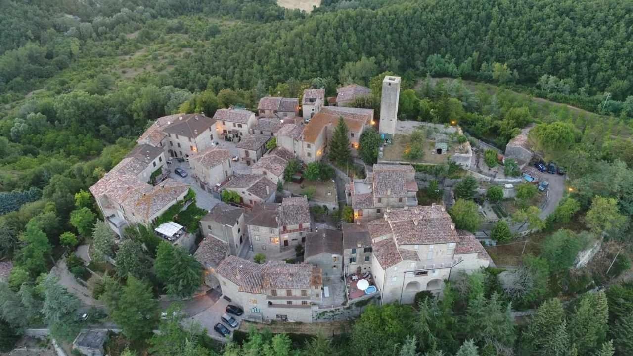 Molino Dei Ciliegi Splendida Villa In Umbria San Venanzo Exterior photo